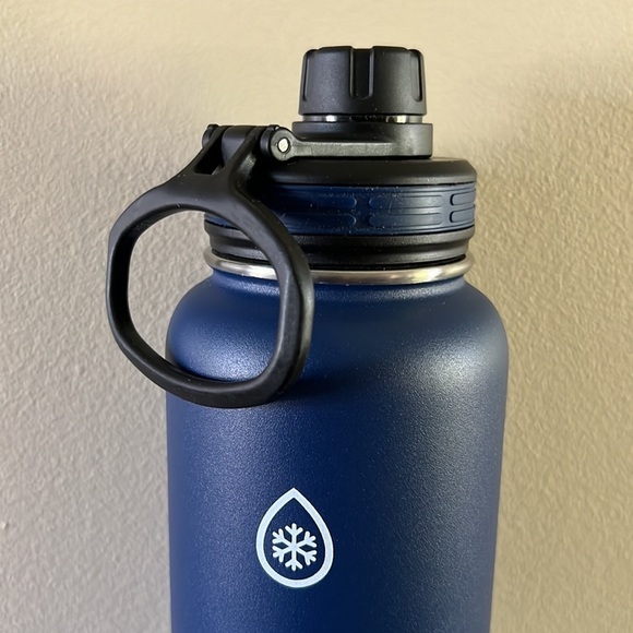 ThermoFlask With Straw Lid - Picture 4 of 8